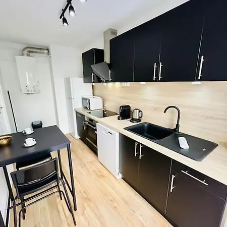 L'heliodore, 4 Prs Standing, Clim, Parking 아파트 앙티브